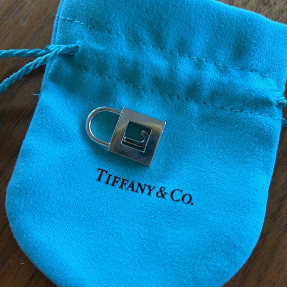 Tiffany & Co. Letter J initial padlock love  charm pendant silver - Picture 9 of 15